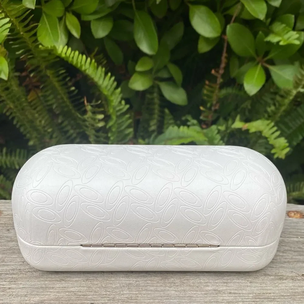 Oakley Clamshell Sunglasses Hard Holder/Case White w/Textured 